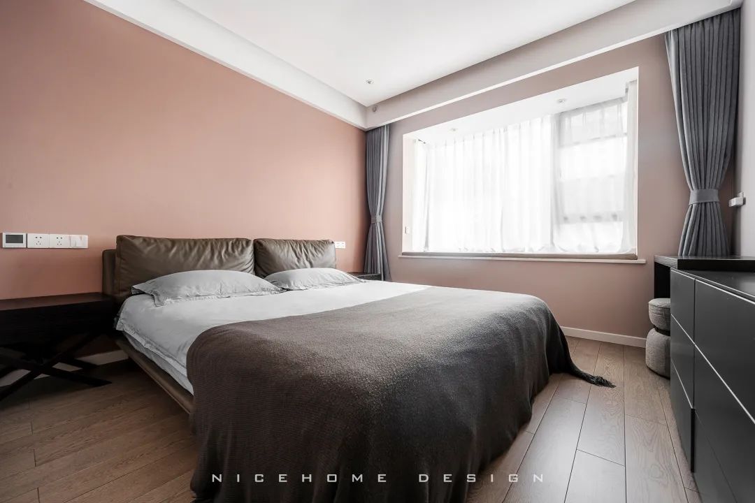 《青秀澜湾》现代简约风格住宅设计丨浙江南鸿装饰-43