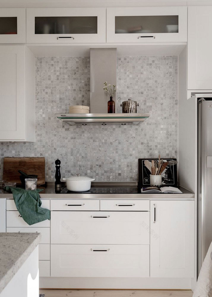 瑞典温馨预算公寓设计-11