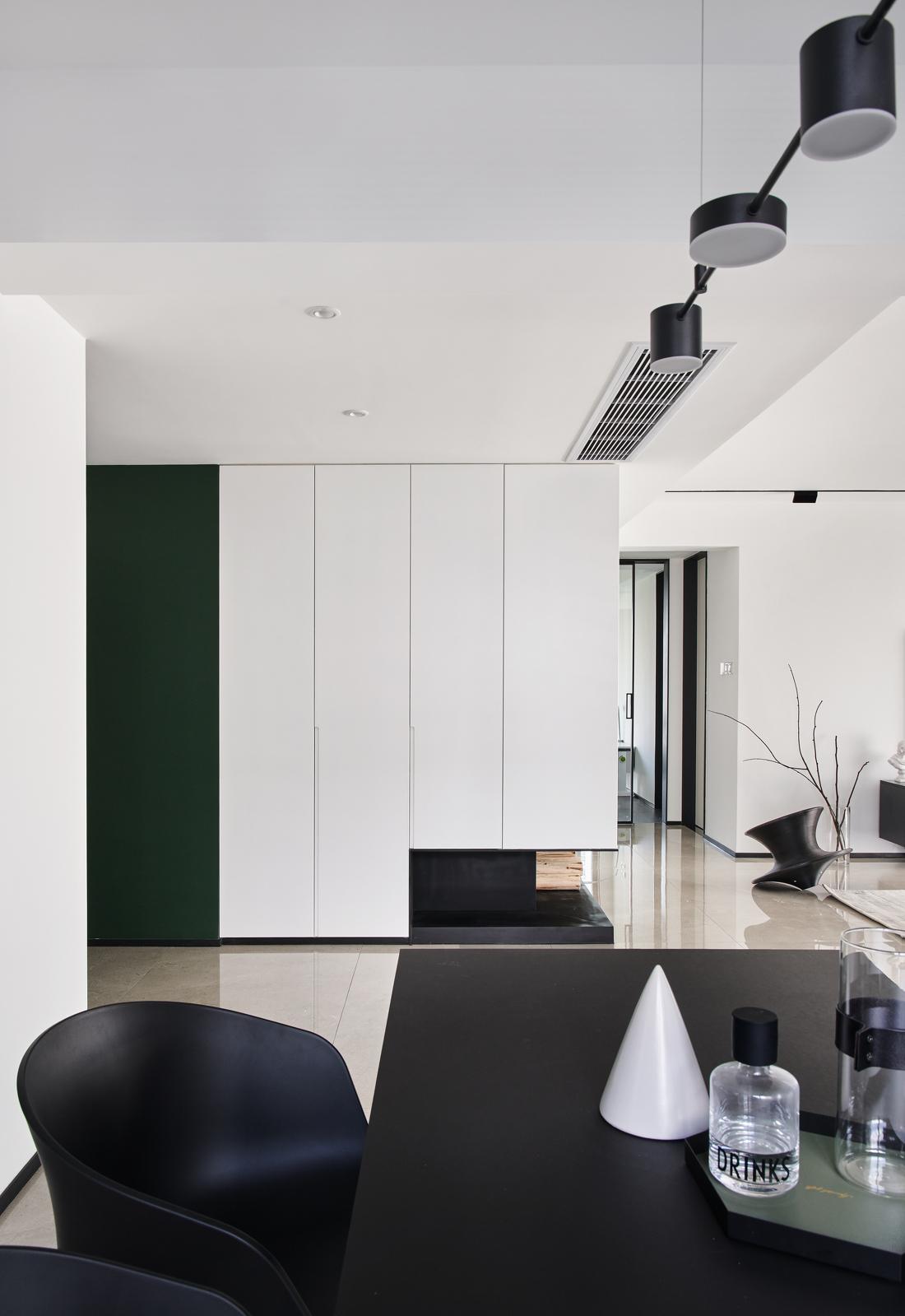 黑白灰的现代之家丨TK 设计-13