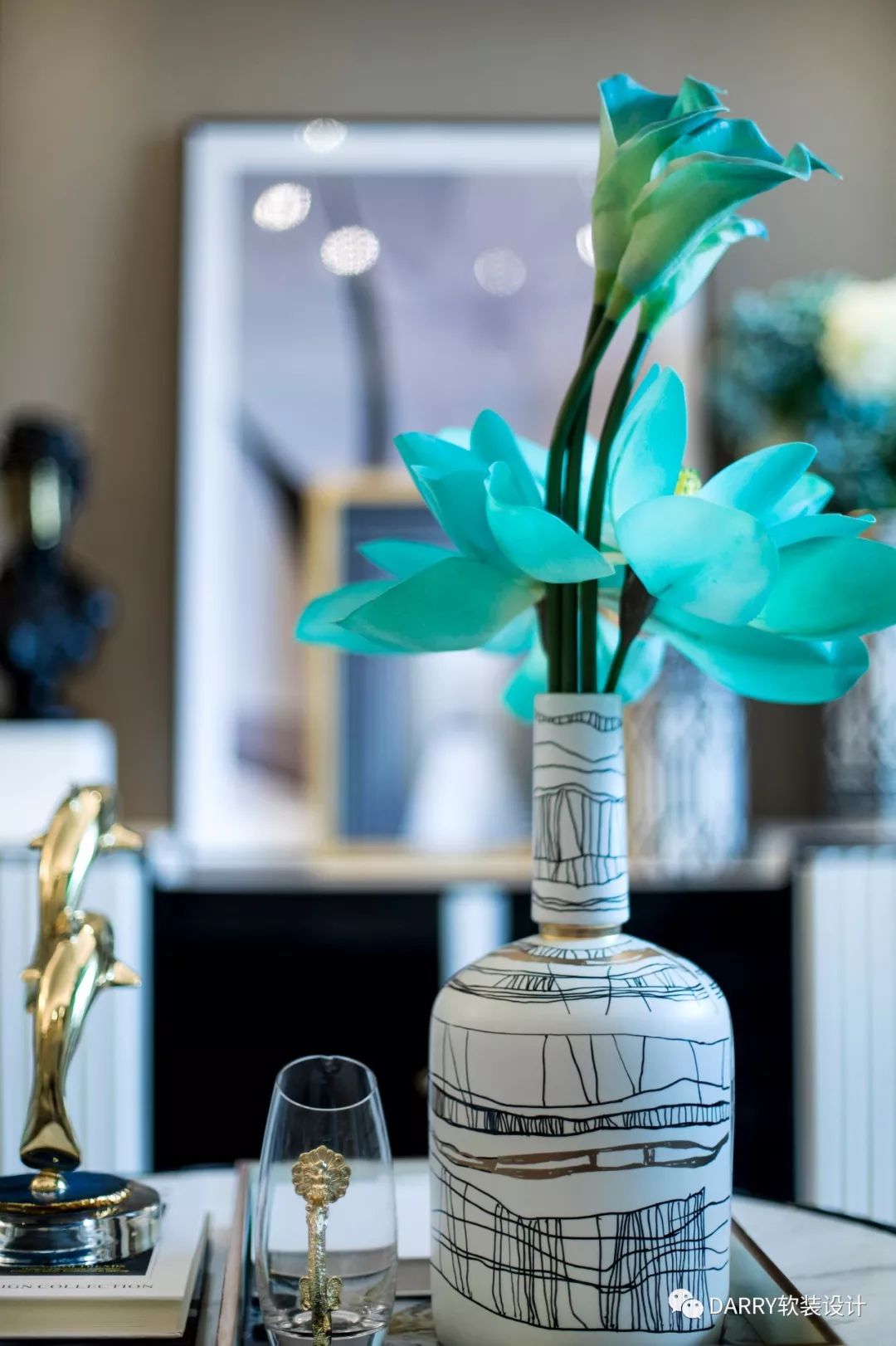 《DARRY》作品: 永恒经典的象征-11