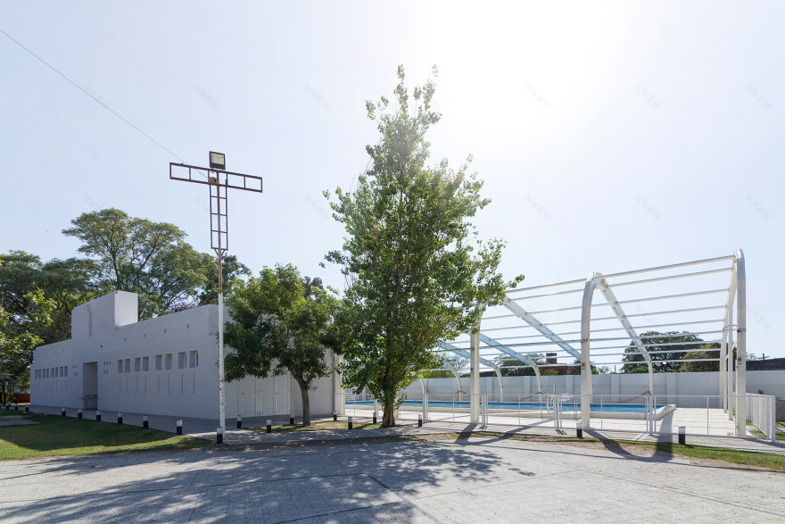 CLIMATIZACION DE PILETA Y CONSTRUCCION VESTUARIOS-17