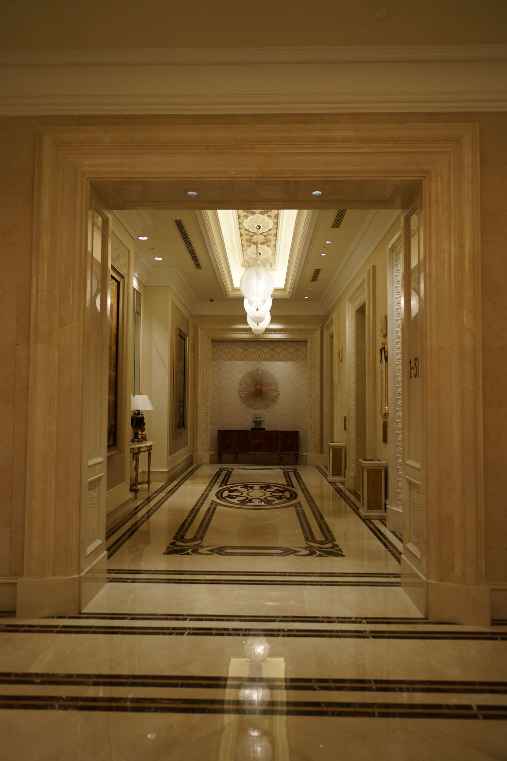 大连城堡酒店大堂区域照片-2-34