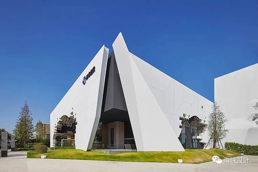 《森の穴居》——拥抱自然的诗意栖居-0