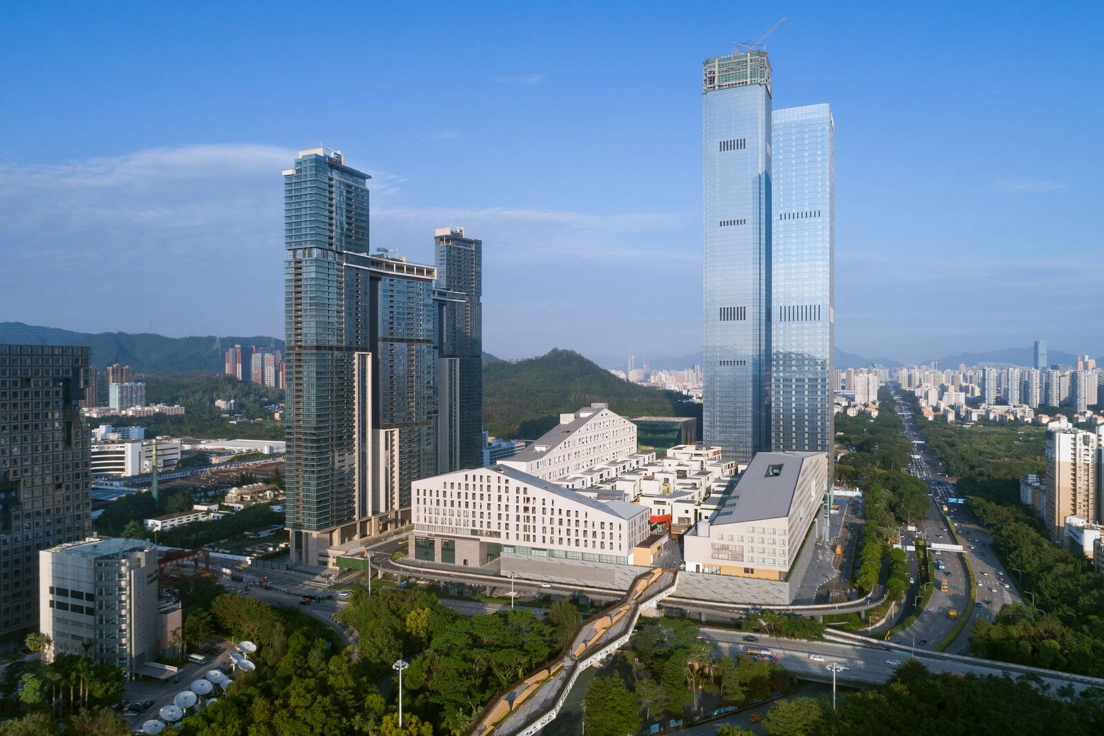 SHUM YIP Upper Hills LOFT-24