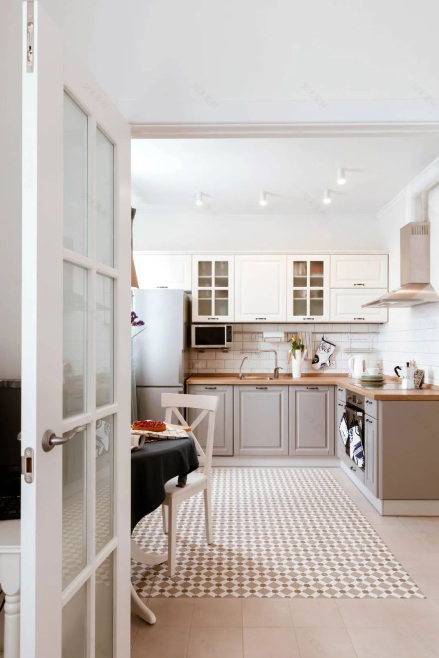 36㎡独居女孩梦想家丨Olga Koposova 和 Yulia Kitkaeva-9