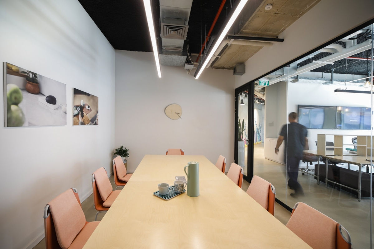 温馨智能家居办公空间-17