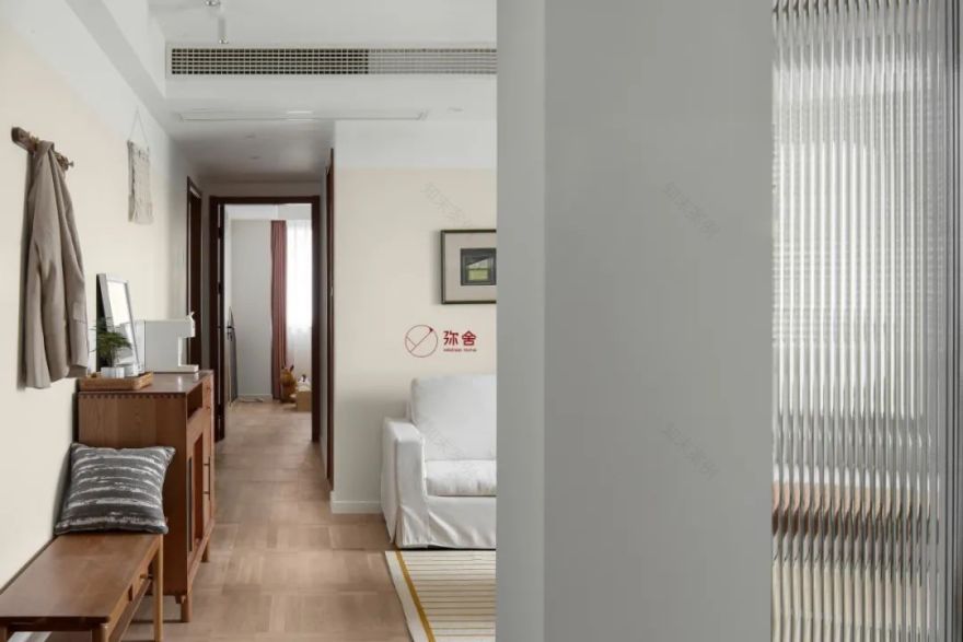 开放式客餐厨、滑滑梯儿童房组成暖暖的原木日系家-30