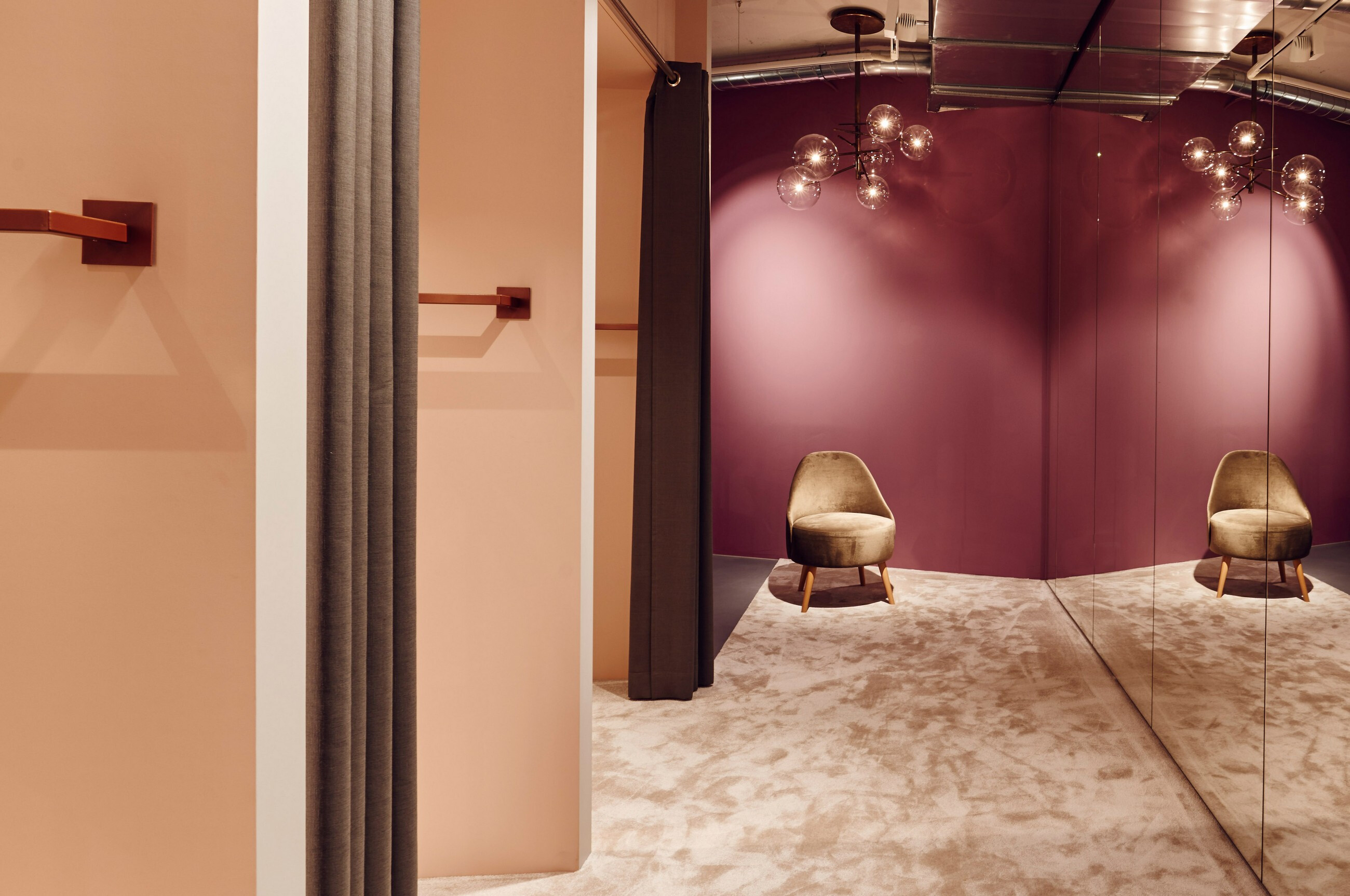 苏黎世粉色时尚殿堂“The Gallery”-13