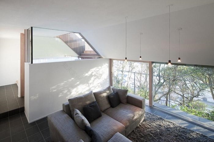 悬崖之上的“风色”住宅,融入自然的低影响设计-9