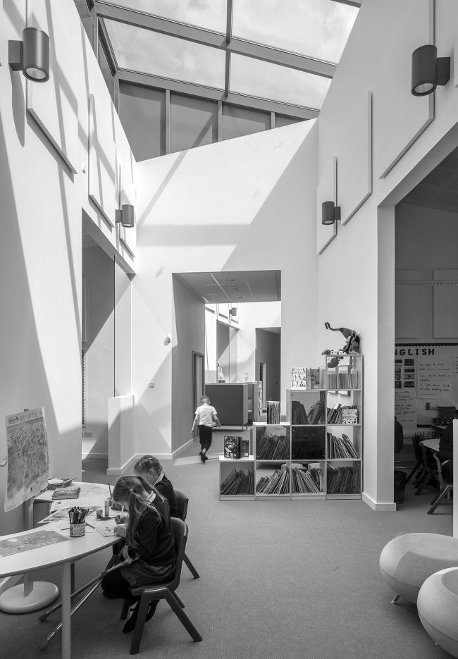 剑桥大学附属小学丨英国剑桥丨Marks Barfield Architects-24