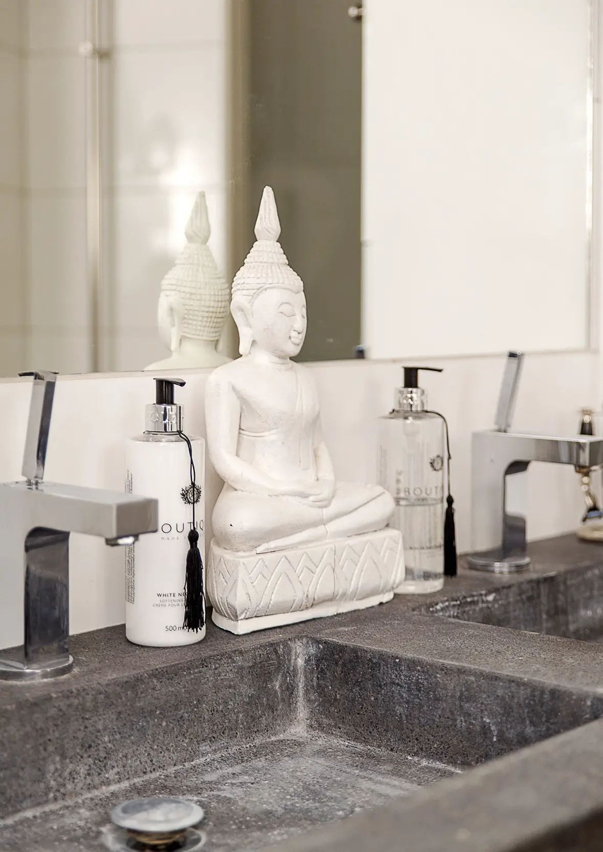 佛眼庇佑下的和谐混搭 | 240m²的摩洛哥风佛系家居设计-22