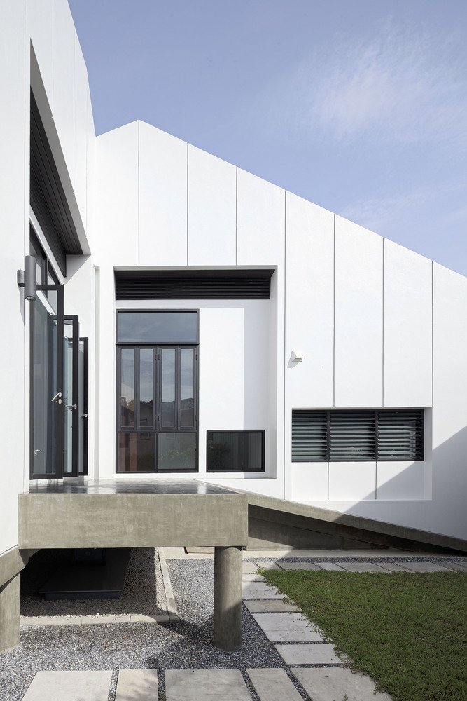 Pichai House  Kittiya Architects-29