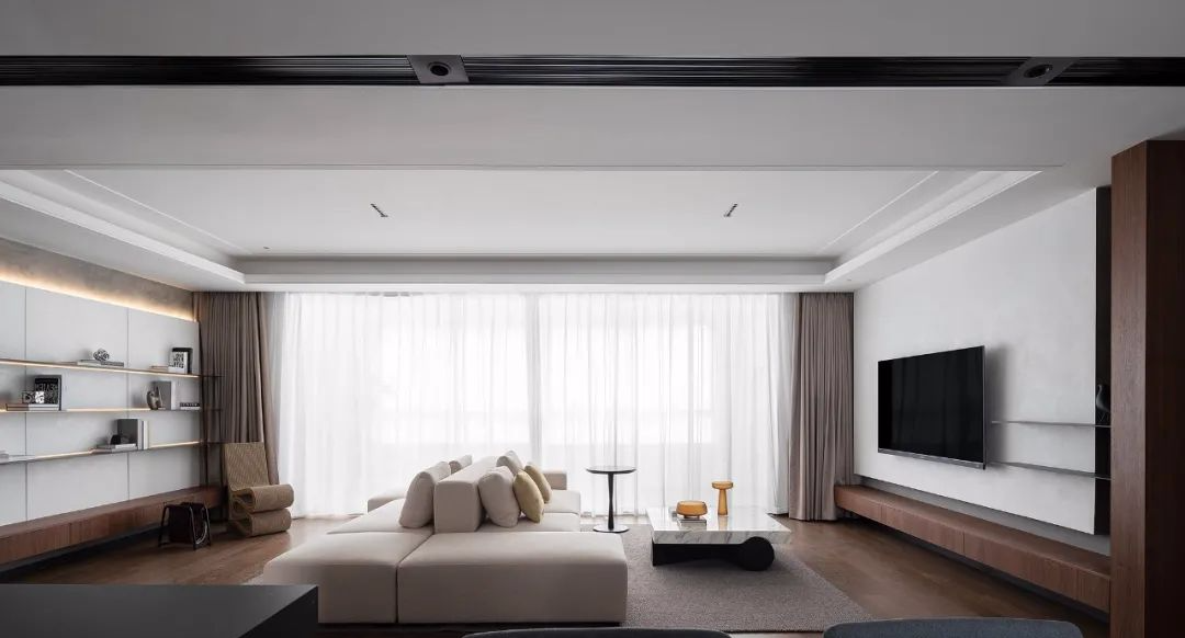 精装改造现代宅，客厅简单又大气-7