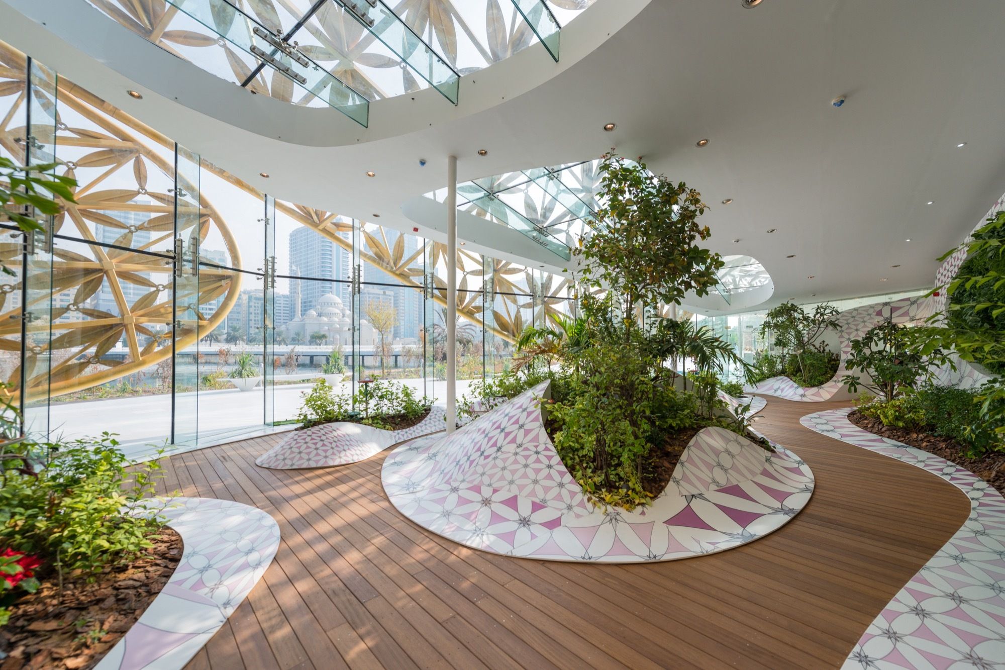 金叶嵌彩蝶——3deluxe 打造的中东热带雨林秘境-15