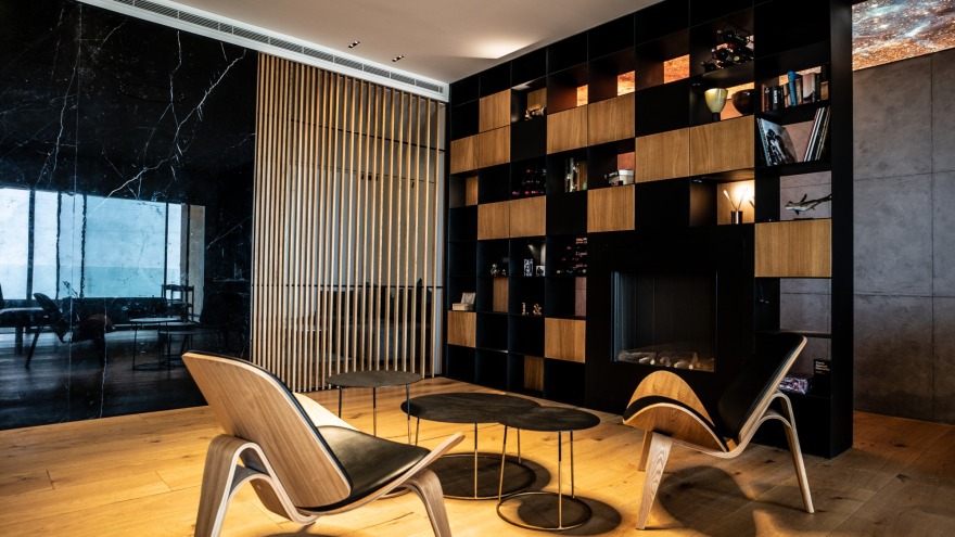 Francis Apartment / Hatch Architects & Planners-13