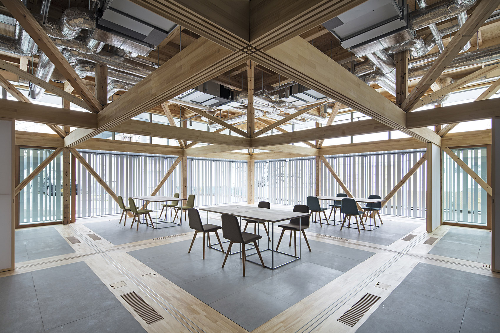 百变空间 & 工厂改造的多功能社区中心，日本 / Aki Hamada Architects-27