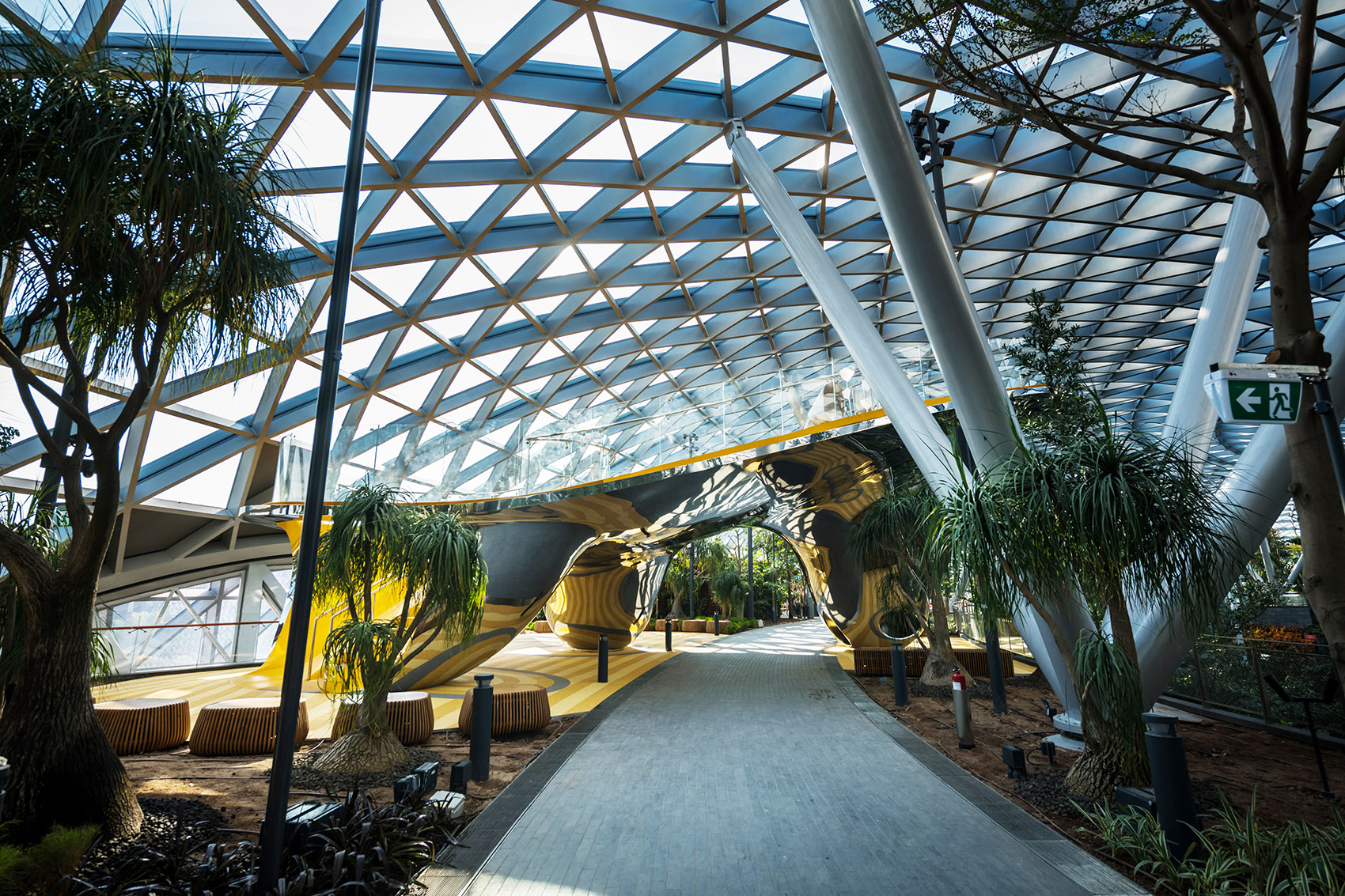 Jewel樟宜机场大楼探索滑梯,新加坡 / Carve + Playpoint-11