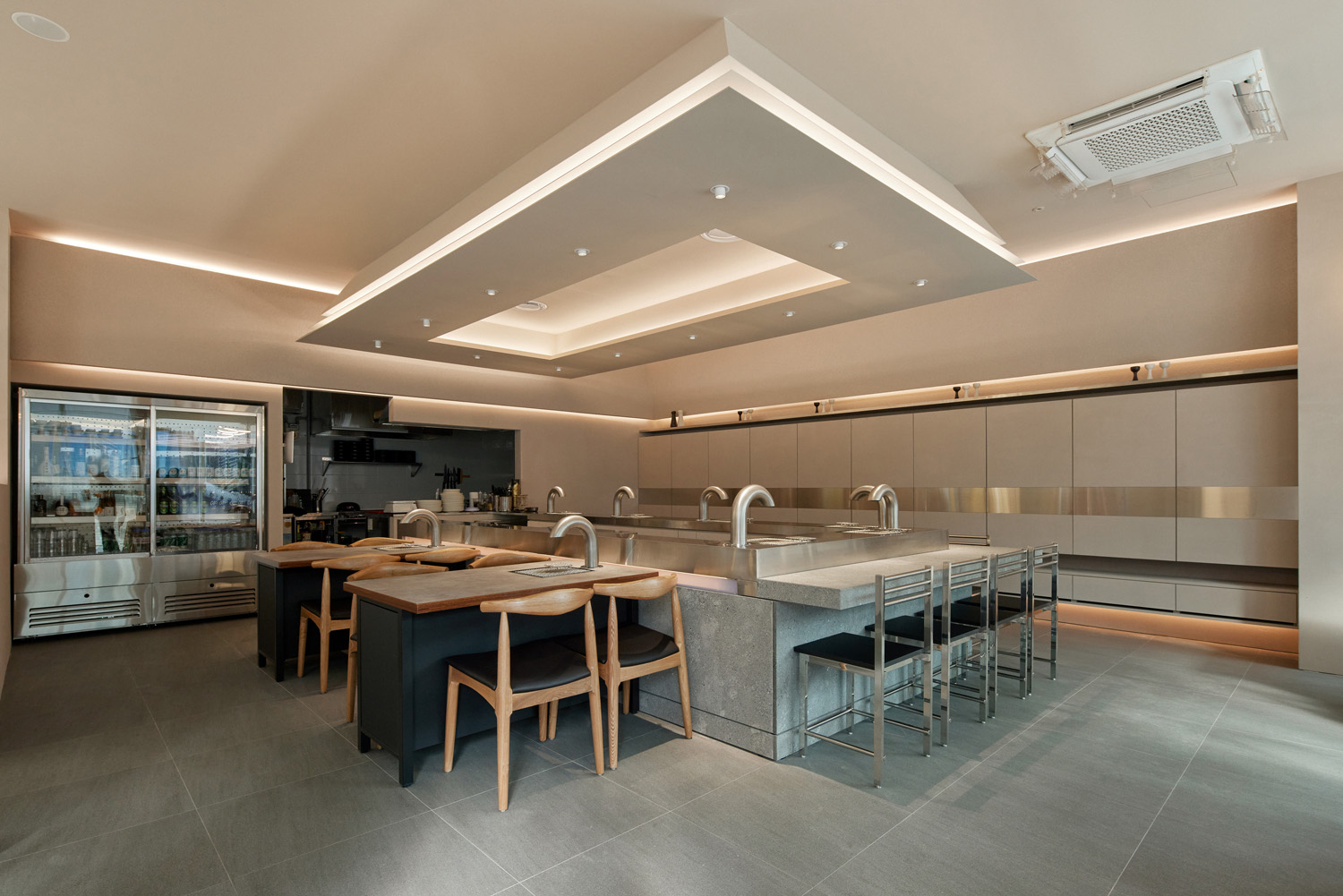 白色与木色，打造 31 平米精致小空间-4