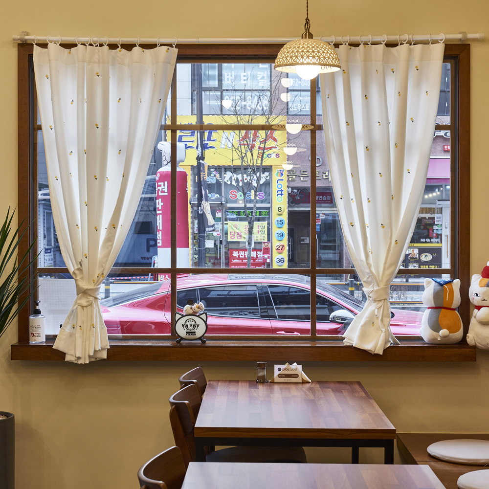 简约清新韩式餐厅设计-11