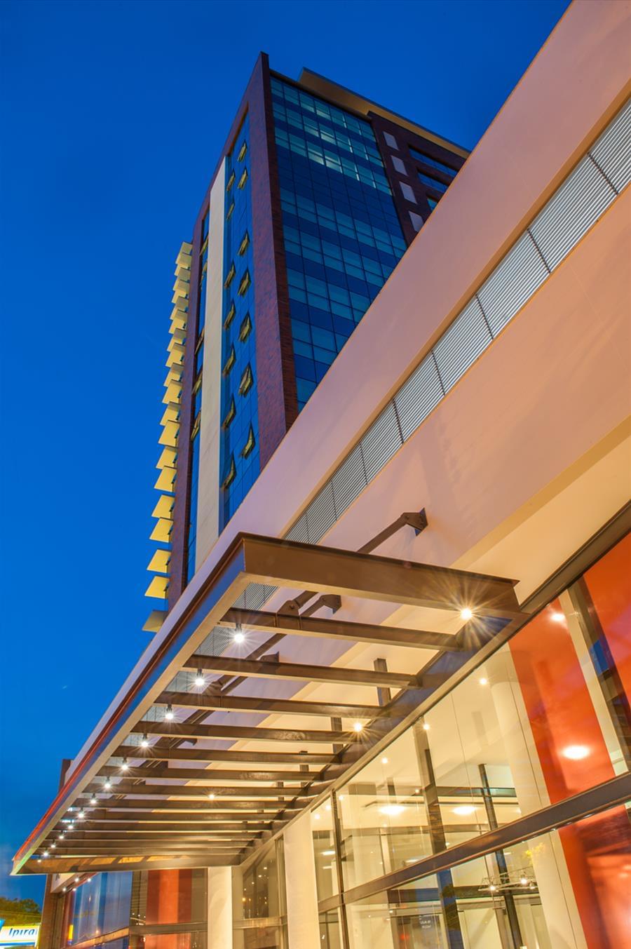 巴西复杂地形的 Koerich Beiramar Office-5