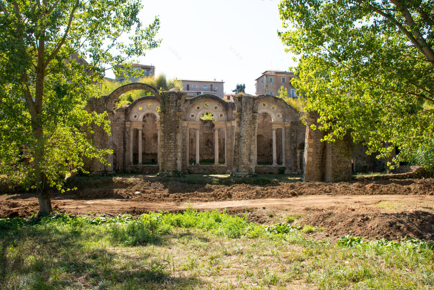 重新利用热那扎诺的宁芙庙丨意大利罗马丨Alena Kokueva,Silviya Al Ubed-16