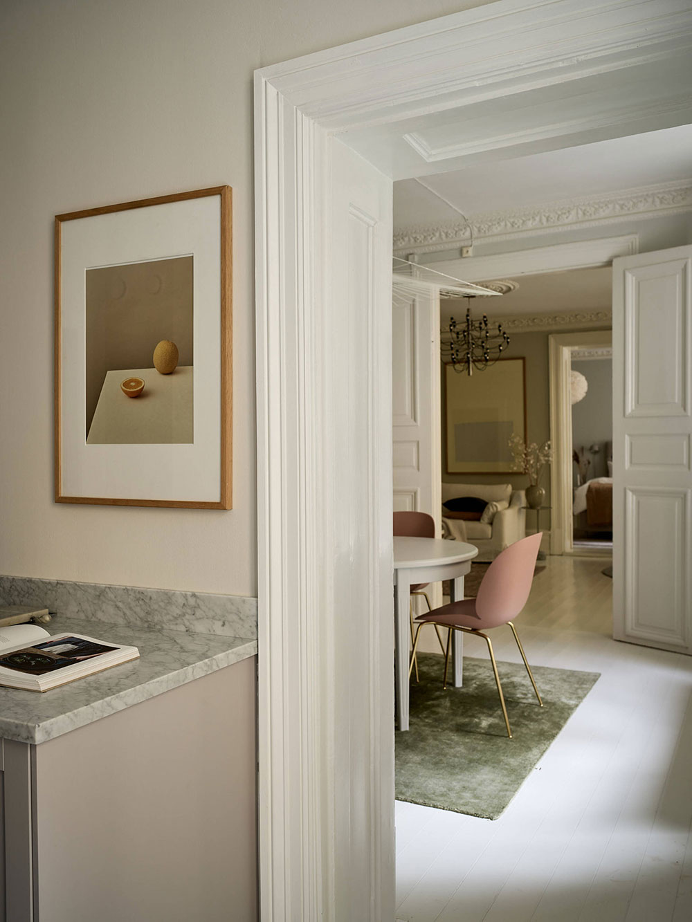 瑞典经典公寓的细腻内饰设计-20
