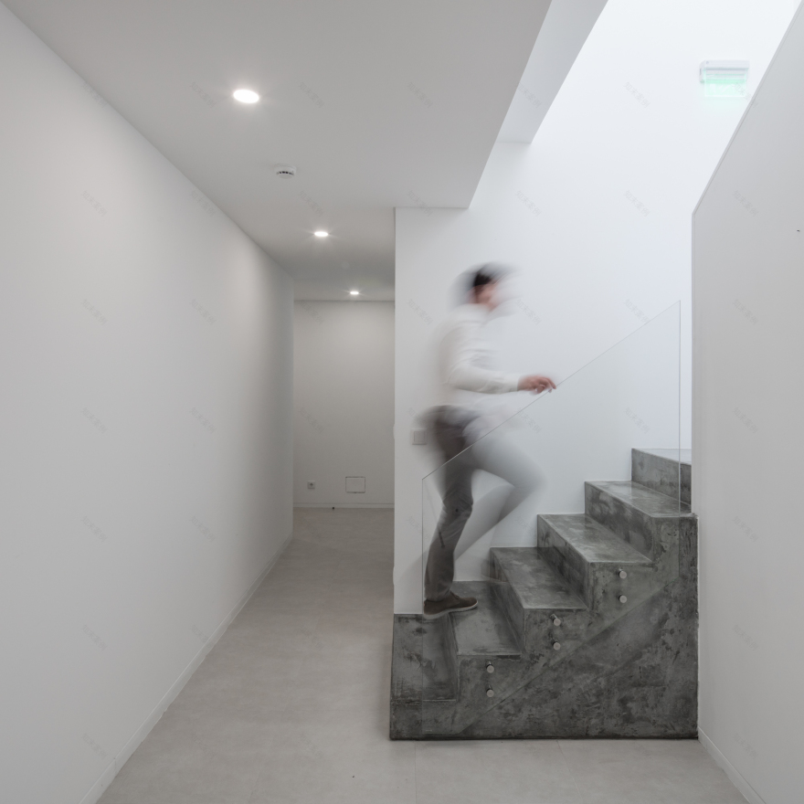 田园牧歌,莫什卡维迪的宗教中心,葡萄牙 / Plano Humano Arquitectos-103