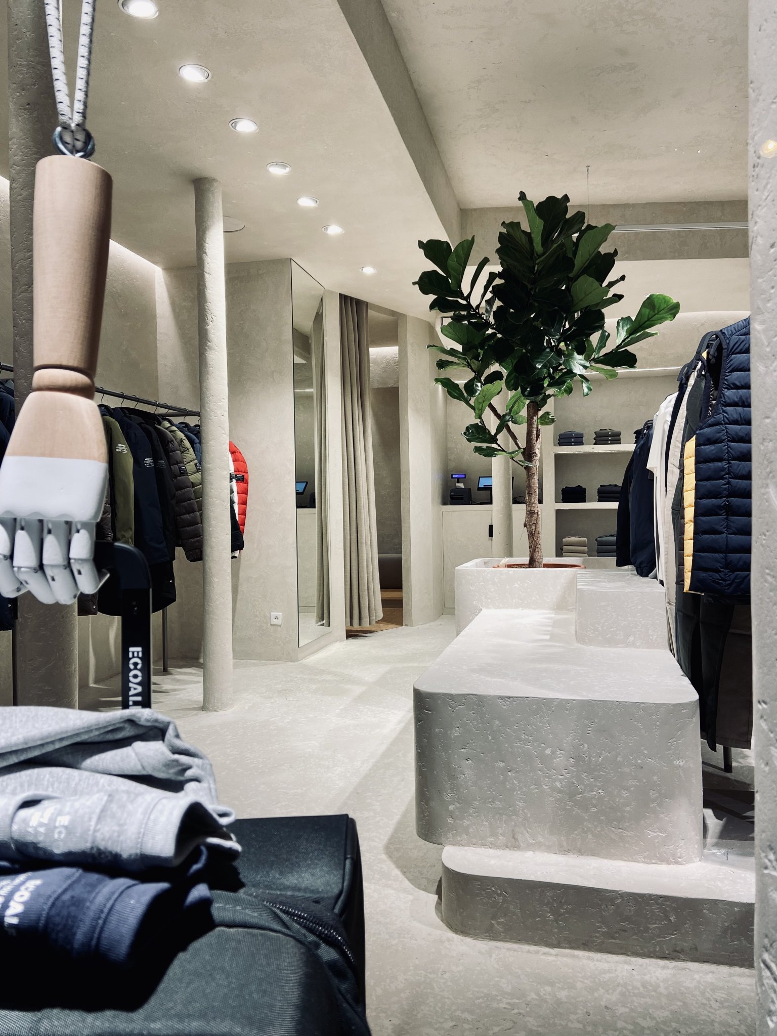 巴黎市中心的环保沉浸式体验店 · ECOALF丨法国巴黎丨Matstudio-17