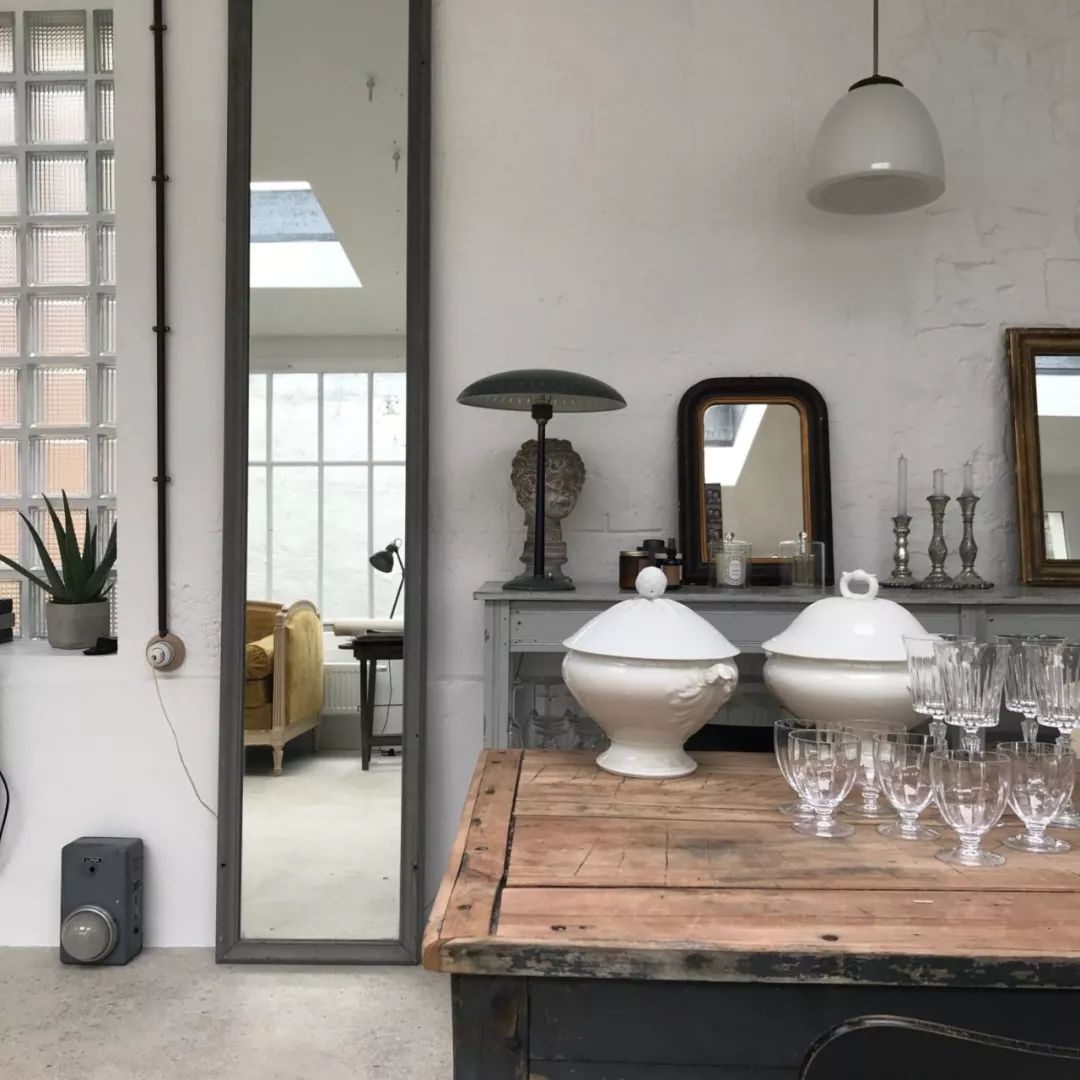 法国兰斯市古董风家庭旅馆设计-18