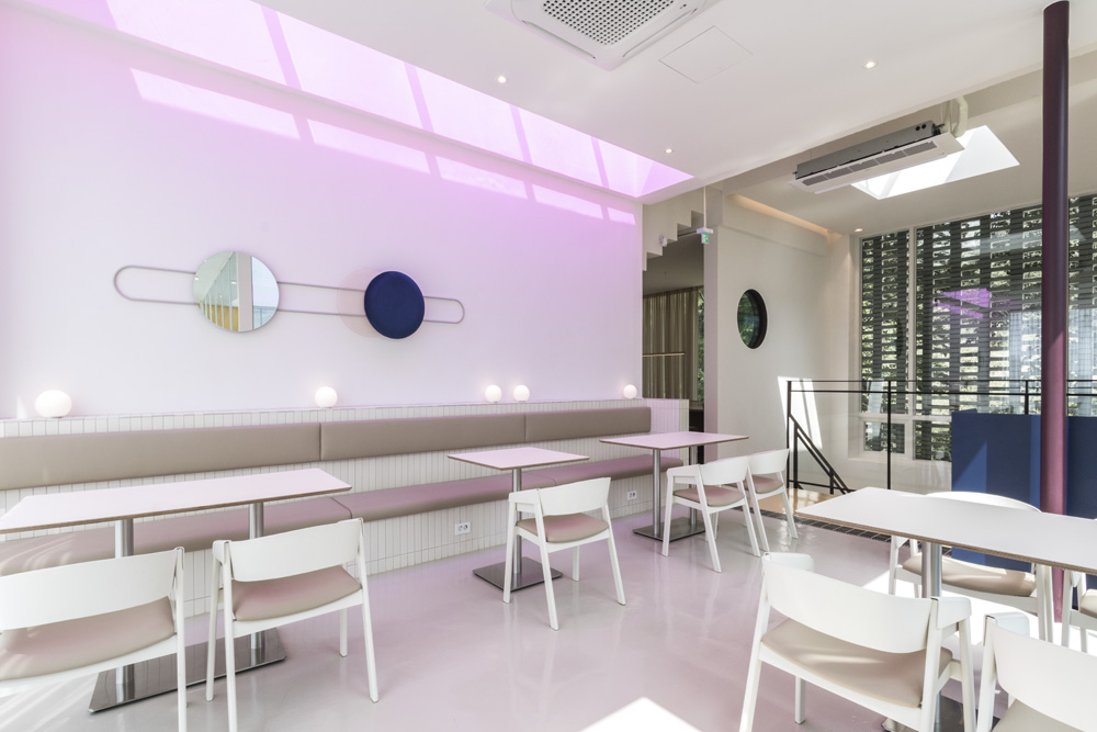 现代高级的布兰奇咖啡馆设计-15