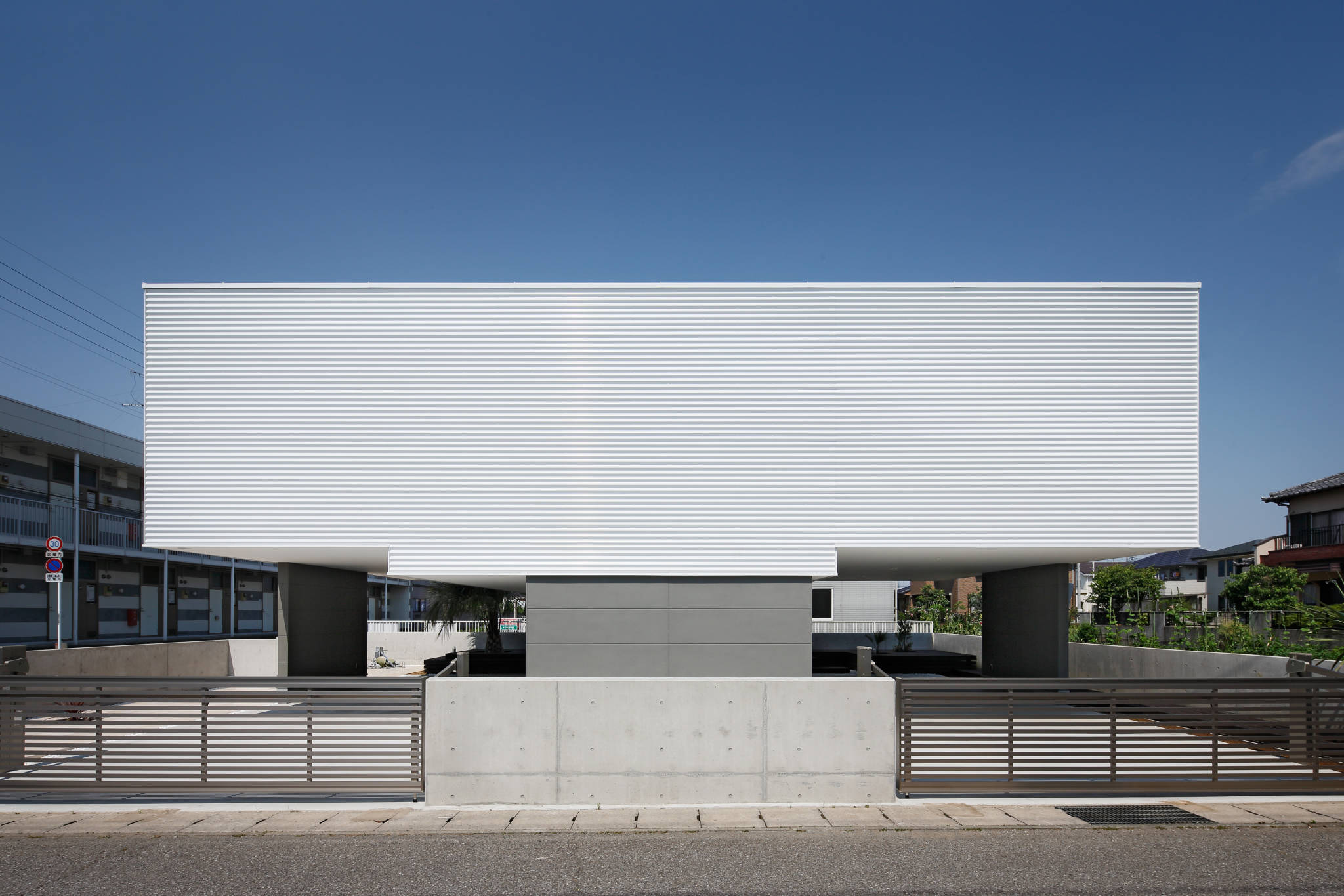 日本冈马“Lani”家庭室设计-2