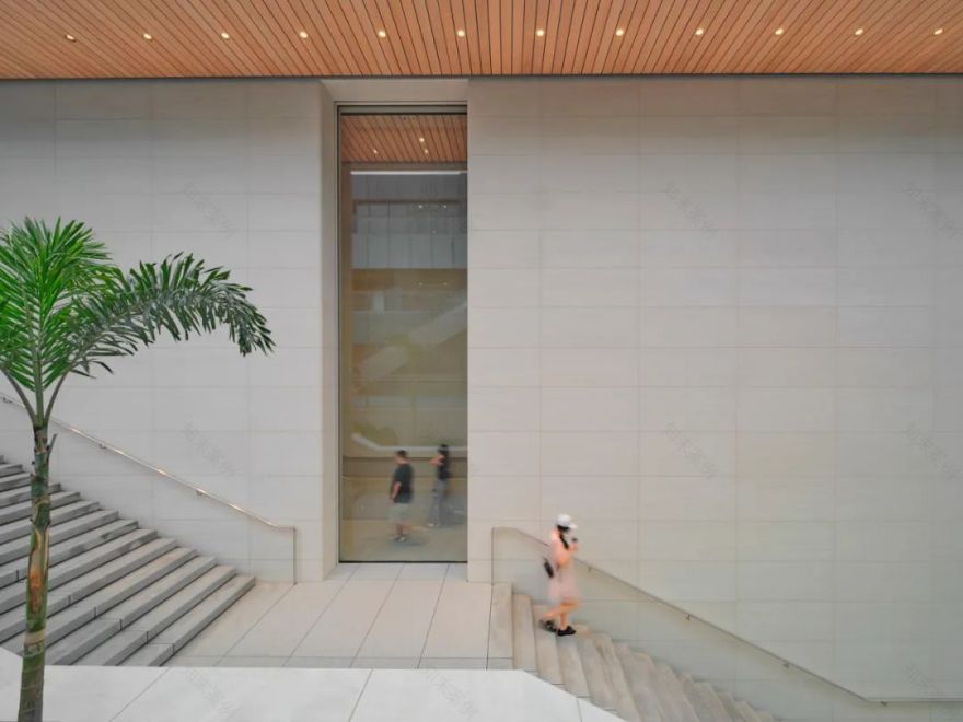 全球首个水上漂浮苹果店,创新设计诠释品牌理念-73