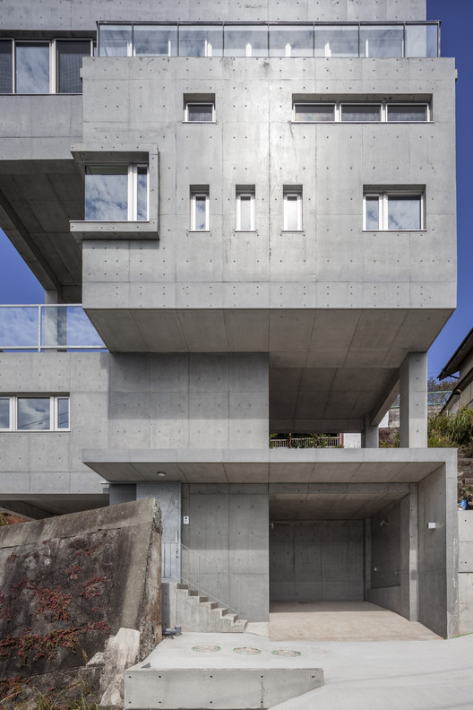 日本 Atami Tower House 混凝土塔楼设计丨Ashida Architect & Associates-18