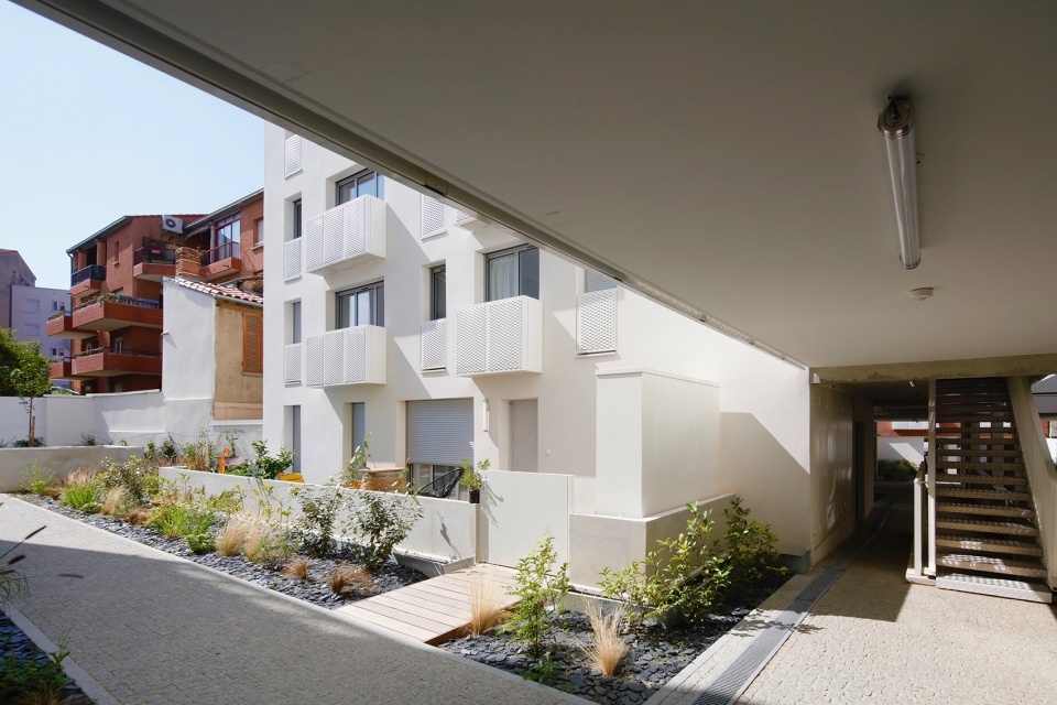 图卢兹绿色循环住宅区-44