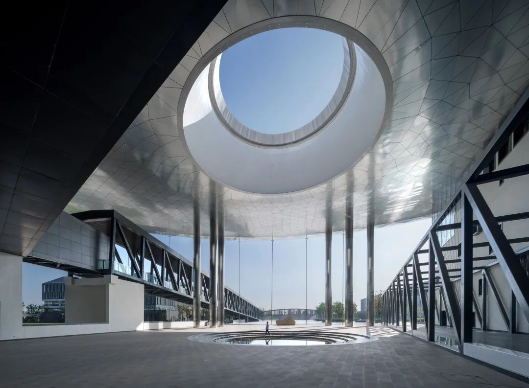 理工江南的技术重构│一合作品：北京理工大学长三角研究院图书馆-124