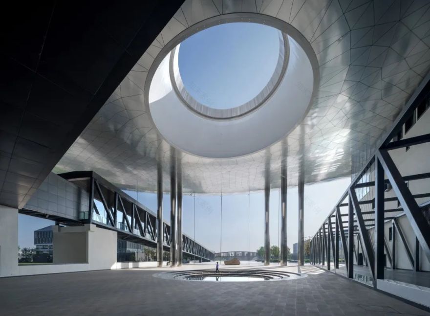 理工江南的技术重构│一合作品:北京理工大学长三角研究院图书馆-124