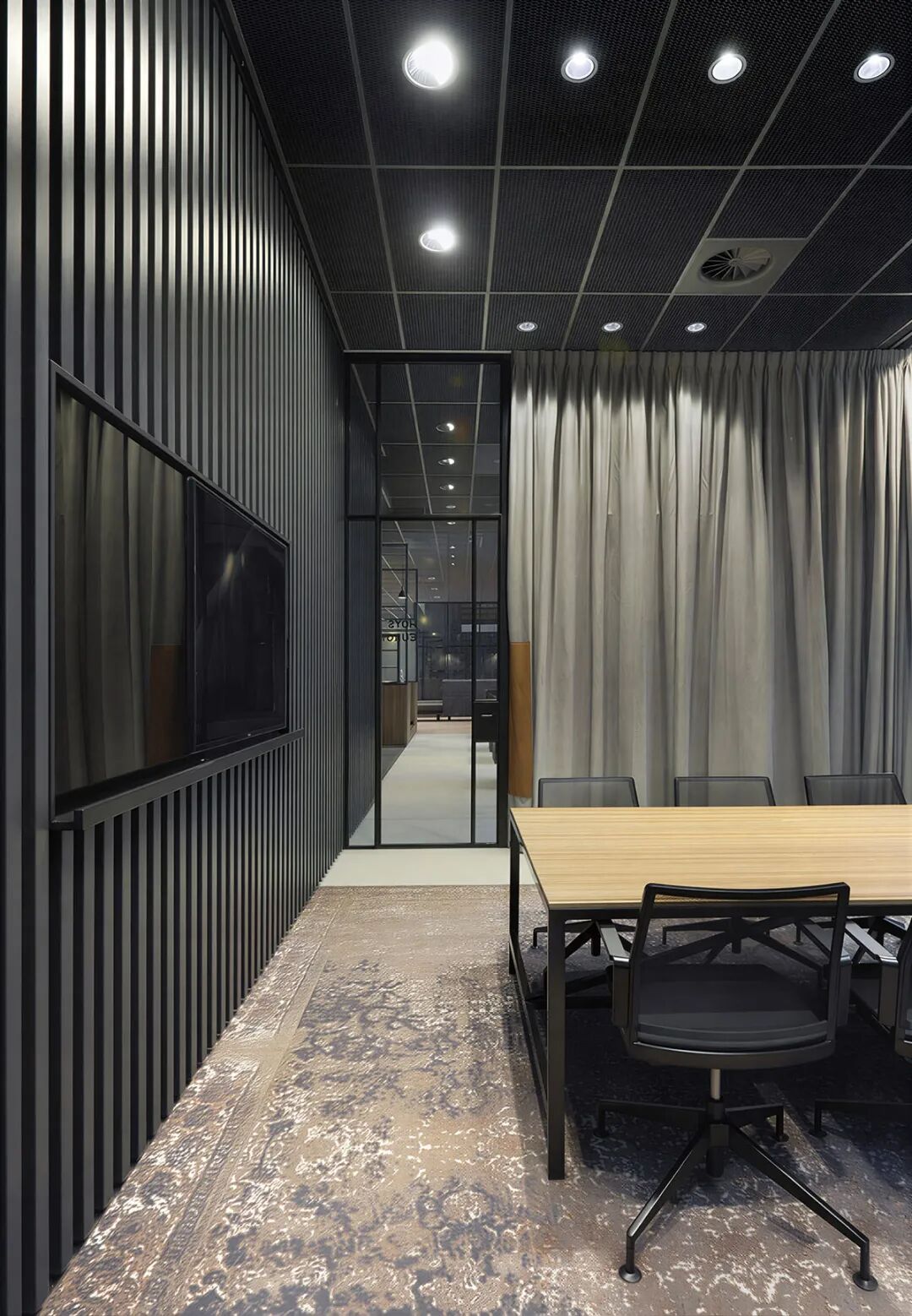 阿姆斯特丹Huys Europa丨荷兰阿姆斯特丹丨Void Interior architecture-25