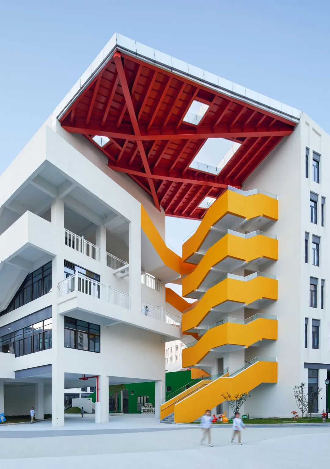 乐清育英寄宿学校 | 螺旋体建筑的丰富空间与创新教育理念-50