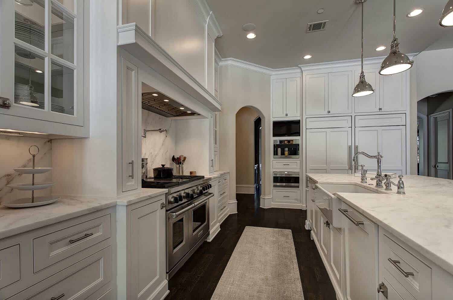 Gorgeous stone clad home with elegant interiors in Southlake, Texas-7