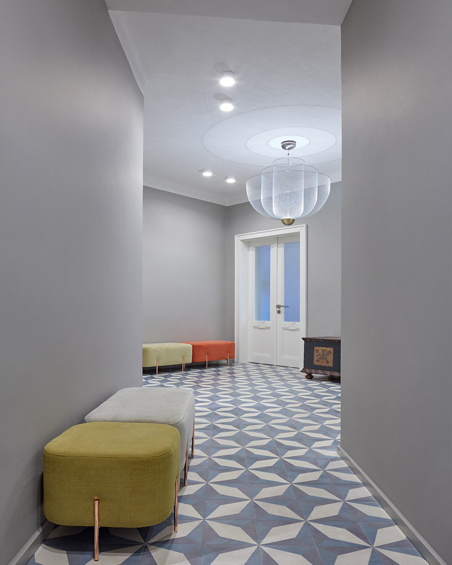 布拉格复古风格公寓,英伦雅致混搭艺术气息-11