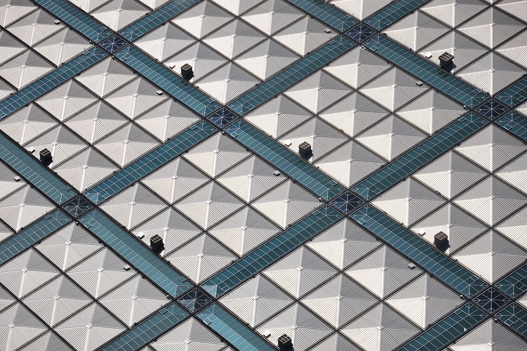 蓄势待发 首航展翅:柏林-勃兰登堡机场正式投入运营 / gmp-27