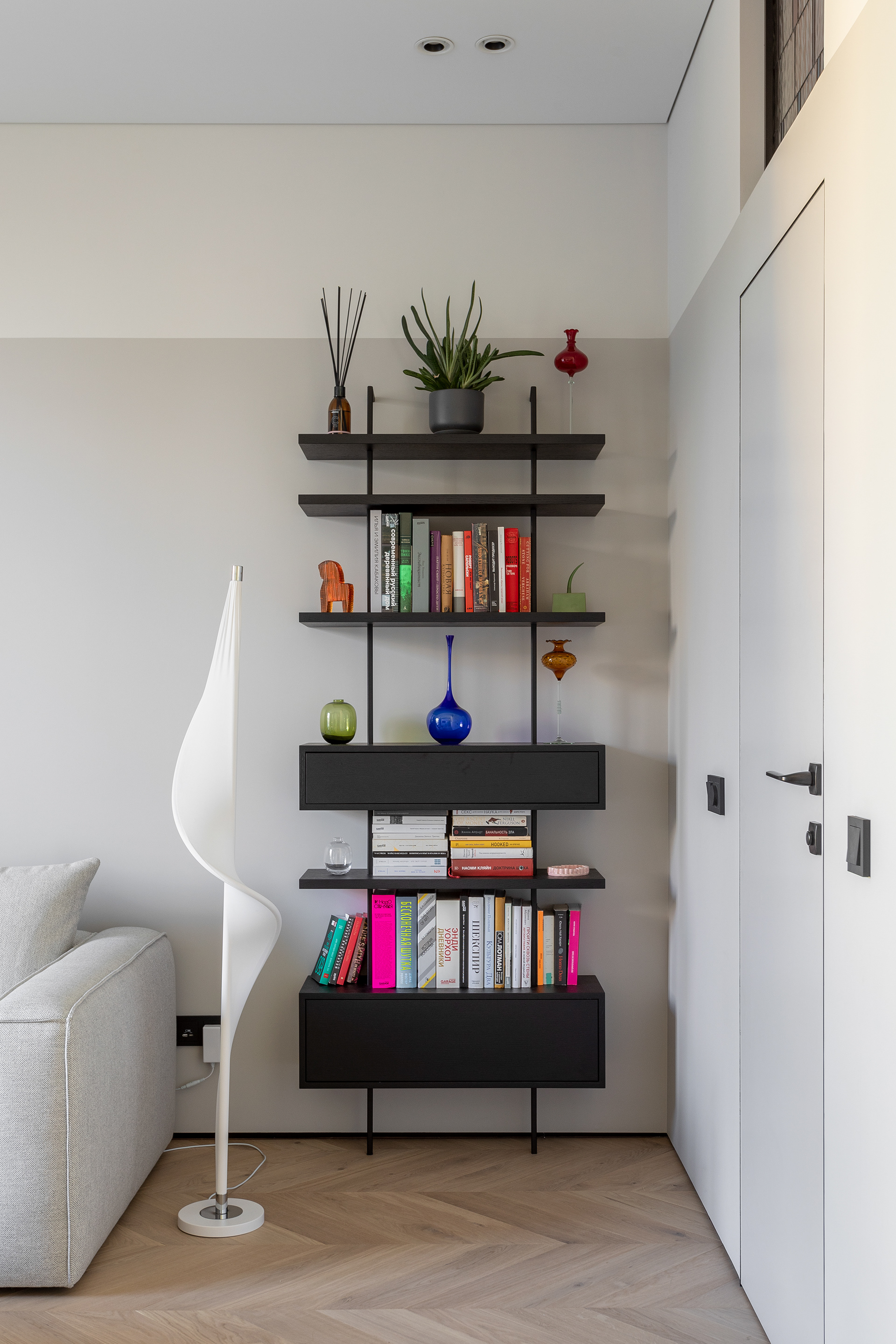 flat with art in moscow-3