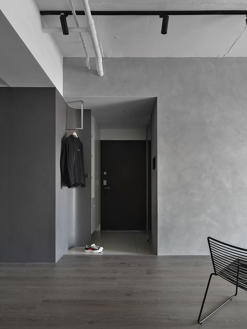 72㎡黑白灰艺术感住宅设计-10