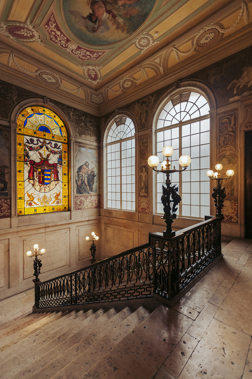 葡萄牙里斯本“帕拉西奥·恰多”宫殿奢华变身派对餐厅-9