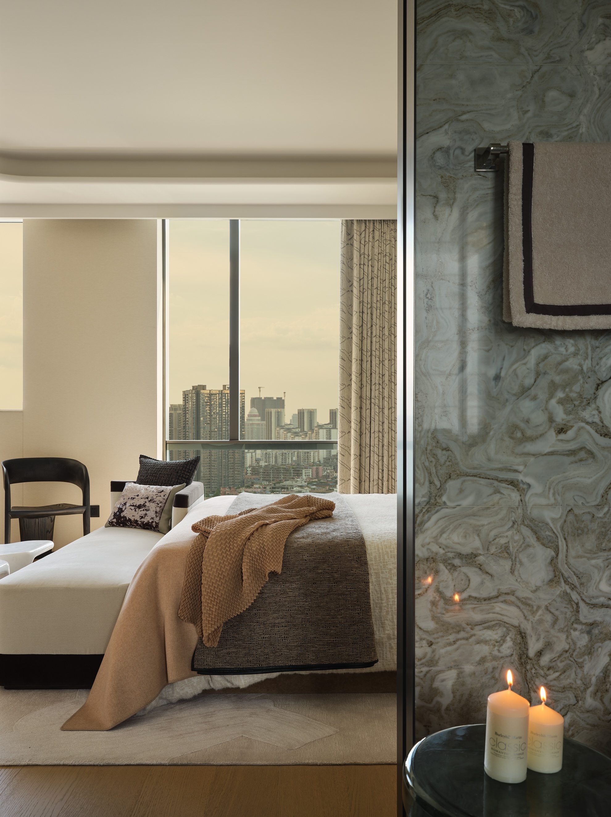 霍英东集团南天名苑复式丨中国广州丨硬装WJID维几设计,软装OPS观致设计-27