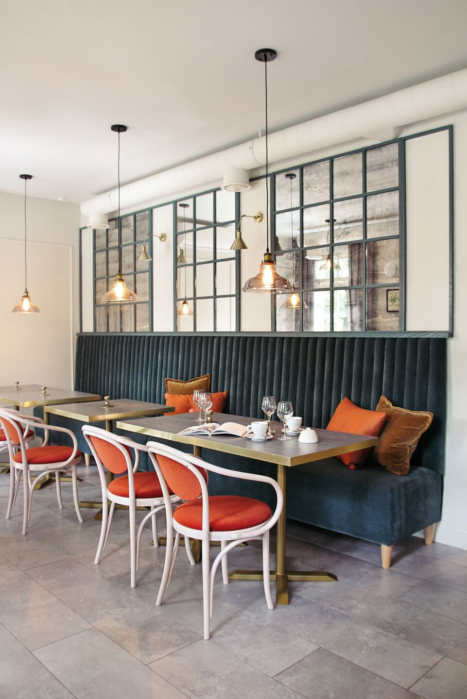 波兰历史建筑中的现代酒店设计-30