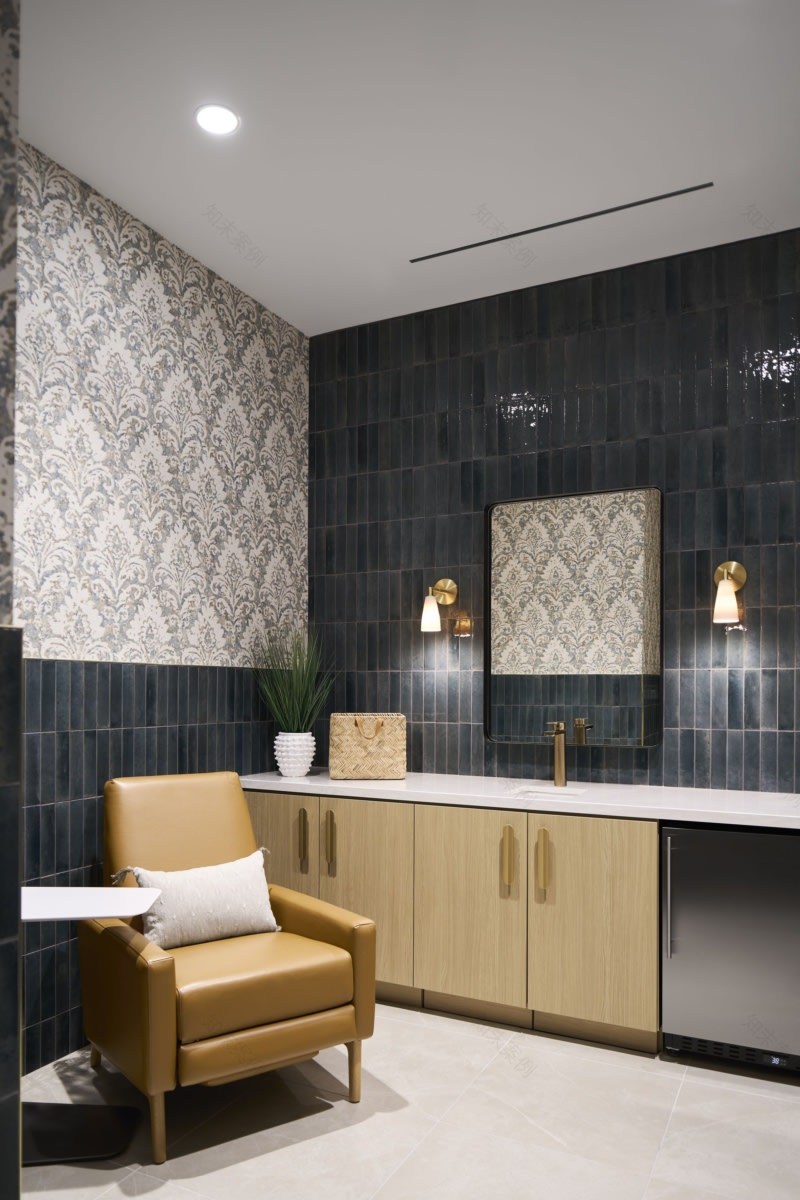 Barnes & Thornburg LLP Offices by ASD|SKY-17