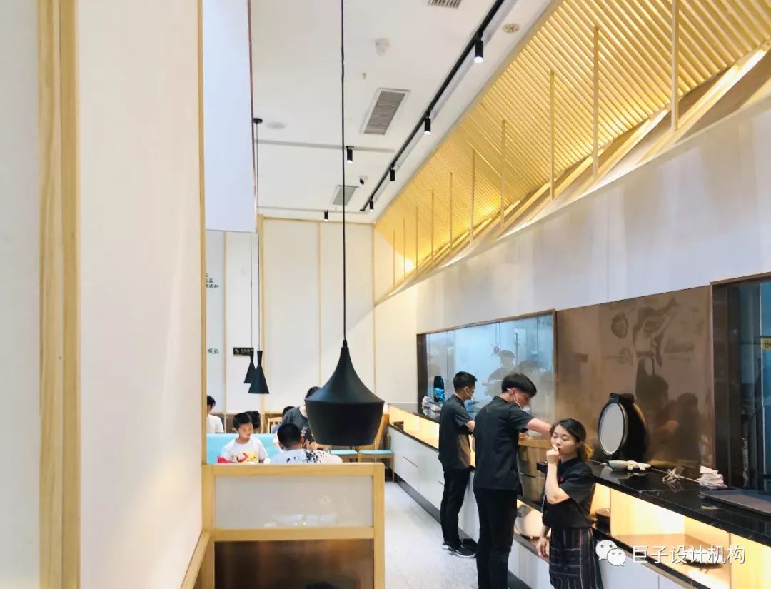 蓉小鱼 | 川味酸菜鱼的空间艺术-23