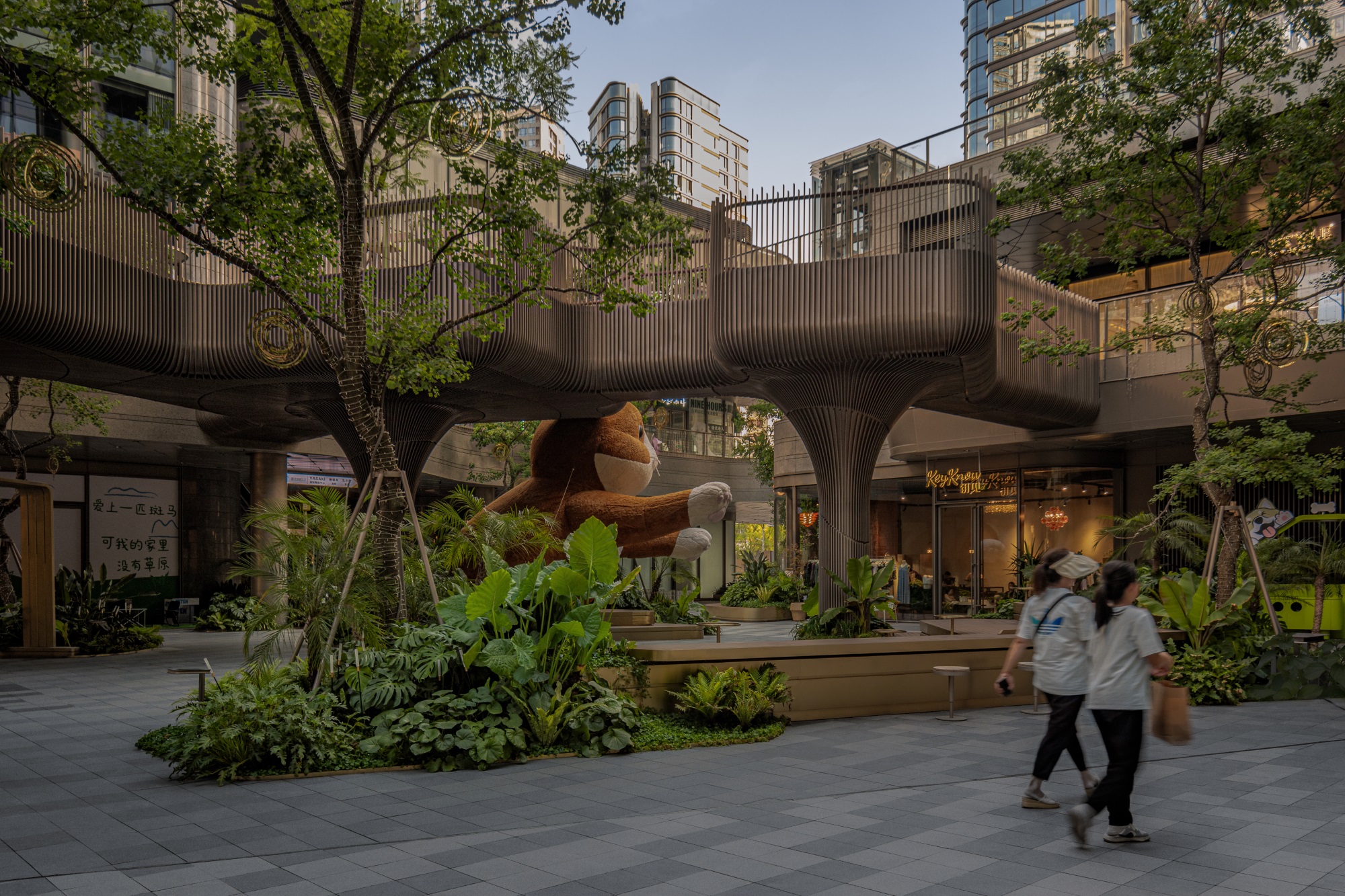 香港置地O’LANE启元光里景观改造丨中国重庆丨成都因澈思明景观设计有限公司-7