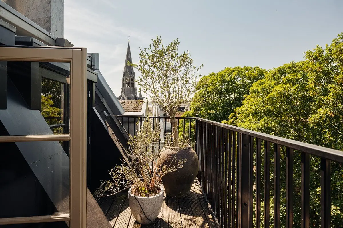 "阿姆斯特丹的土色时尚 | 著名建筑师的豪华设计公寓"-24